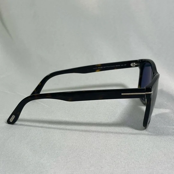 Tom Ford Eric-02 Polarized Sunglasses TF595 52D Tortoise Shell 55 19 145